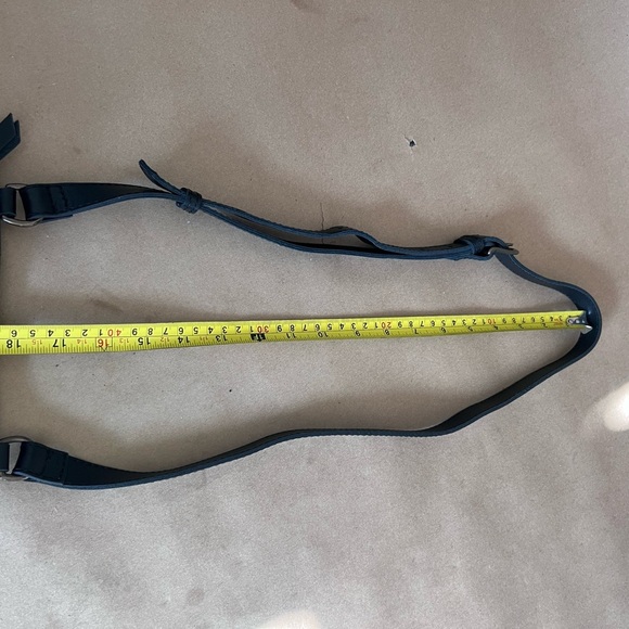 ABLE Cecilia Crossbody Bag Black Genuine Leather Adjustable Strap Retails $168 - Picture 10 of 10